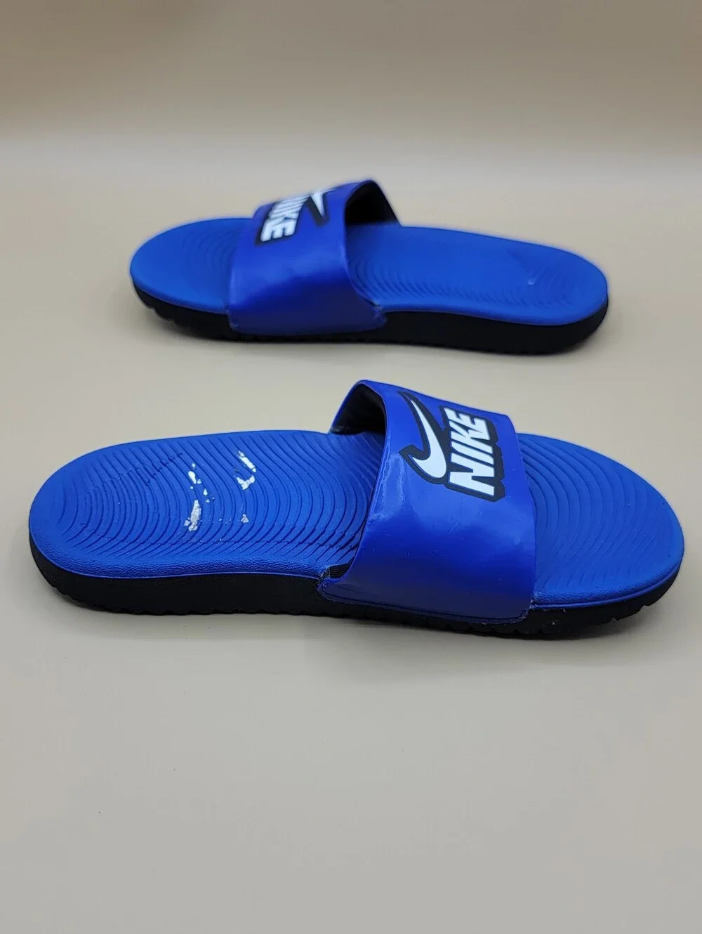 Nike Kawa Little Kid's Slides Sandals Size 1Y Blue Black White Pool Beach Sports